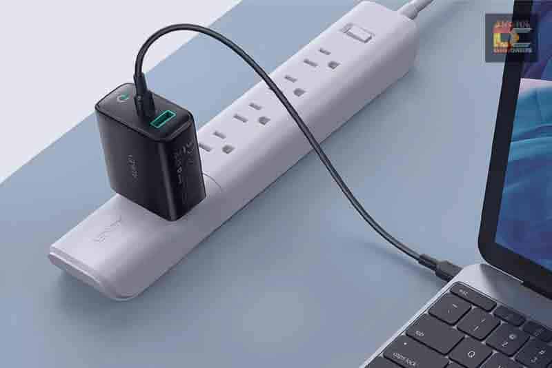 charge laptop with USB C